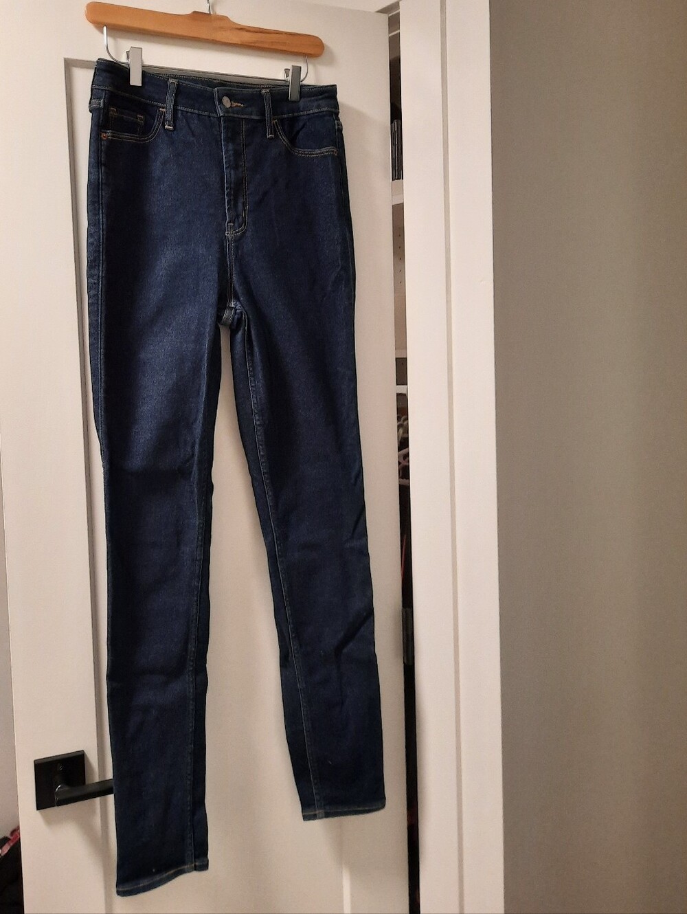 Old Navy Rockstar High-Rise Skinny Jeans